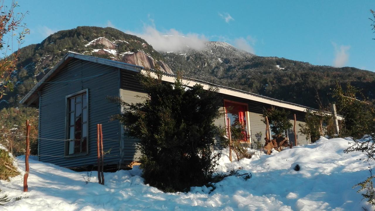 Cabanas Lomas Del Salto Puerto Chacabuco Esterno foto